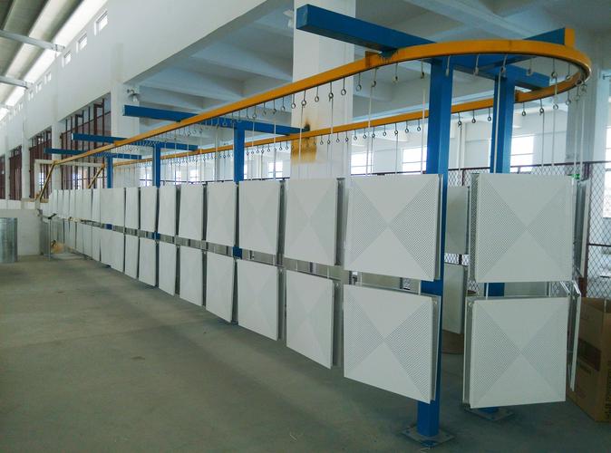 公司经营范围包括加工,制造:五金装饰材料;销售:建筑材料等